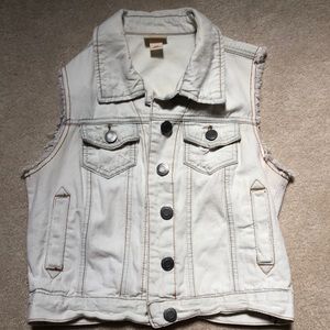 Mossimo Supply Co. Jackets & Coats - white jean vest Mossimo Supply Co. Jackets & Coats - white jean vest